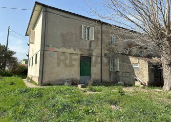Casa all\'aperto - Casa indipendente Corso 25 Archi
 
41, Montaquila - foto 93