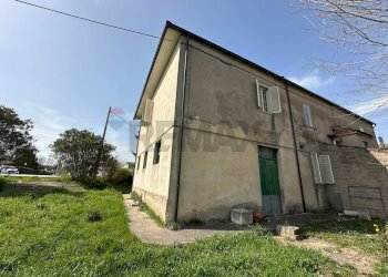 Casa all\'aperto - Casa indipendente Corso 25 Archi
 
41, Montaquila - foto 102
