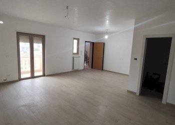 Cucina - Three-room apartment via Vittorio Veneto, 34, Lizzano - photo 3