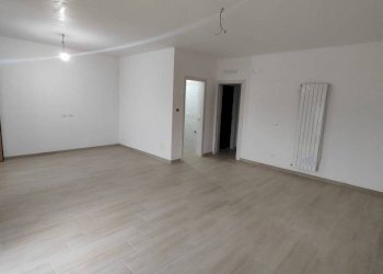 Cucina - Appartamento via Vittorio Veneto, 34, Lizzano - foto 4