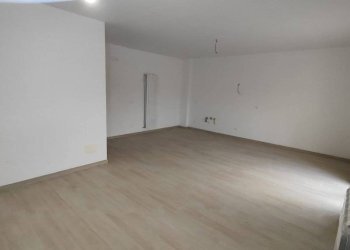 Cucina - Appartamento via Vittorio Veneto, 34, Lizzano - foto 6
