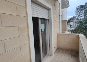Balcone - Appartamento via Vittorio Veneto, 34, Lizzano - foto 8