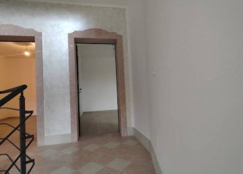 Disimpegno - Three-room apartment via Vittorio Veneto, 34, Lizzano - photo 15