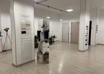 Interno non residenziale - Negozio Circonvallazione dei Fiori, 255, Taranto - foto 8