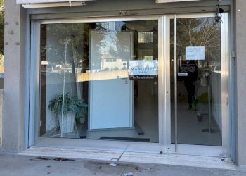 Facciata - Negozio Circonvallazione dei Fiori, 255, Taranto - foto 17