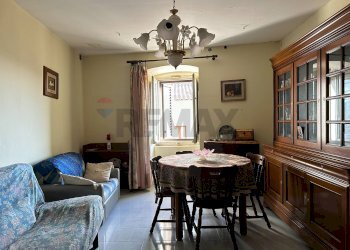 Sala da pranzo - Semi-detached house Via Nazionale
 
31, Pizzone - photo 30