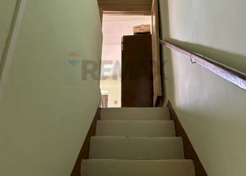 Scale - Semi-detached house Via Nazionale
 
31, Pizzone - photo 33