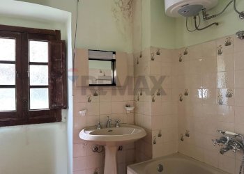 Bagno - Semi-detached house Via Nazionale
 
31, Pizzone - photo 40