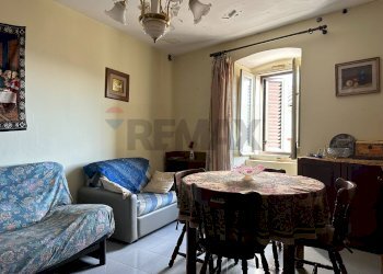 Sala da pranzo - Semi-detached house Via Nazionale
 
31, Pizzone - photo 51