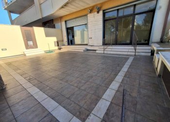 Terrazzo - Shop viale Antonio Gramsci, 8/a, Grottaglie - photo 11