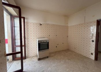 Camera da letto - Two-room apartment via Salento, 90, Taranto - photo 10