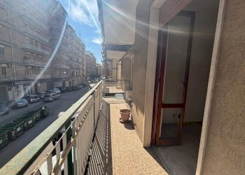 Balcone - Bilocale via Salento, 90, Taranto - foto 15