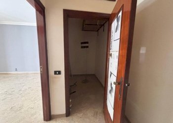 Ripostiglio - Two-room apartment via Salento, 90, Taranto - photo 16