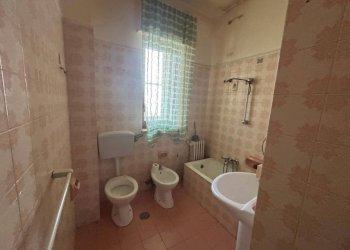 Bagno - Two-room apartment via Salento, 90, Taranto - photo 17