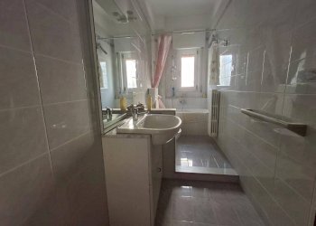Bagno - Three-room apartment via Romagna, 61, Taranto - photo 5