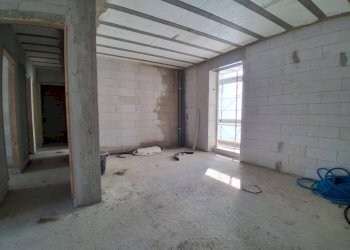 Stanza non arredata - Quadrilocale Taranto - foto 4