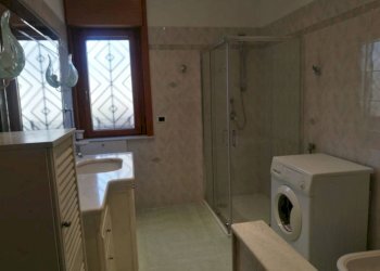 Two-room apartment Leporano - photo 10