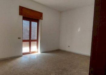 Camera da letto - Trilocale via Montegrappa, 3, Taranto - foto 6