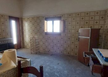 Salone - Trilocale via Montegrappa, 3, Taranto - foto 7