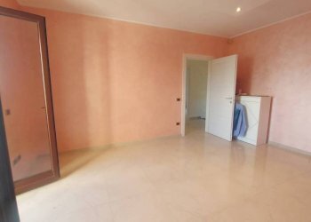 Camera da letto - Villa a Schiera via Carlo Cacace, 302, Taranto - foto 17