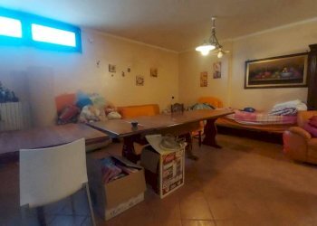 Salone - Villa a Schiera via Carlo Cacace, 302, Taranto - foto 27