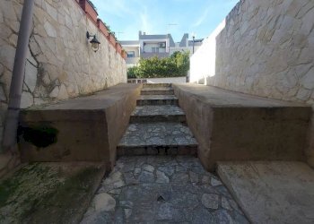 Cortile interno - Villa a Schiera via Carlo Cacace, 302, Taranto - foto 29