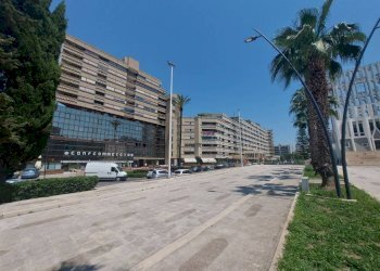 Negozio via Giacomo Lacaita, 13, Taranto - foto 3