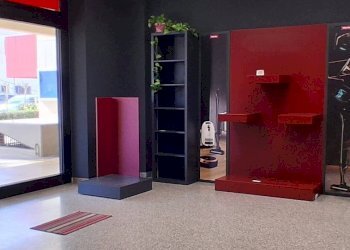 Interno palazzo - Negozio via Giacomo Lacaita, 13, Taranto - foto 8