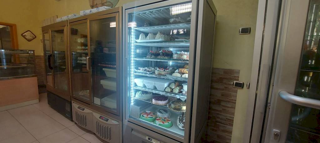 Pasticceria via Orsini, 53, Taranto - foto 2