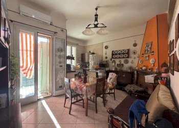 Salone - Four-room apartment via Plateja, 58, Taranto - photo 6