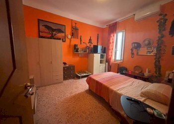 Camera da letto - Four-room apartment via Plateja, 58, Taranto - photo 12