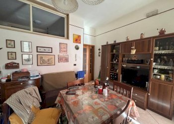 Sala da pranzo - Quadrilocale via Plateja, 58, Taranto - foto 14
