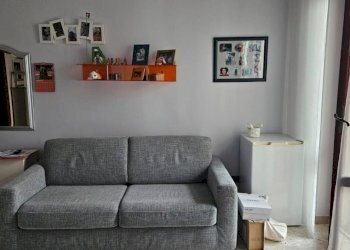 Camera da letto - Three-room apartment via Sannio, 33, Taranto - photo 11