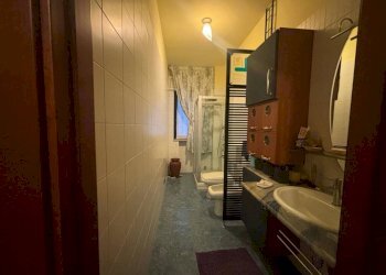 Bagno - Three-room apartment via Sannio, 33, Taranto - photo 19