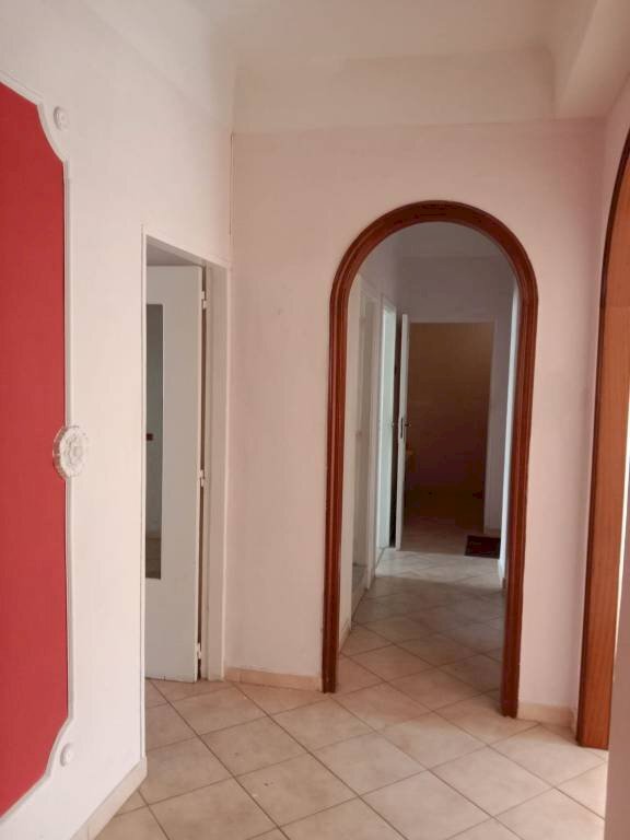 Corridoio - Three-room apartment via Marco Pacuvio, 6, Taranto - photo 2