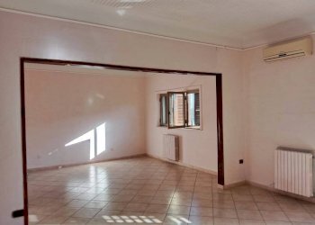 Cucina - Three-room apartment via Marco Pacuvio, 6, Taranto - photo 5