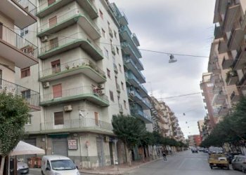 Zona - Three-room apartment via Japigia, 6, Taranto - photo 1