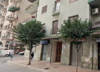 Facciata - Trilocale via Japigia, 6, Taranto - foto 7