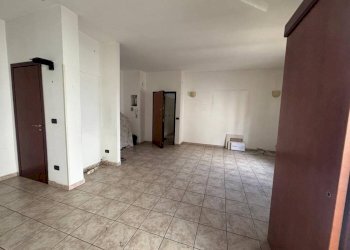 Cucina - Trilocale via Andrea Costa, 11, San Giorgio Ionico - foto 11