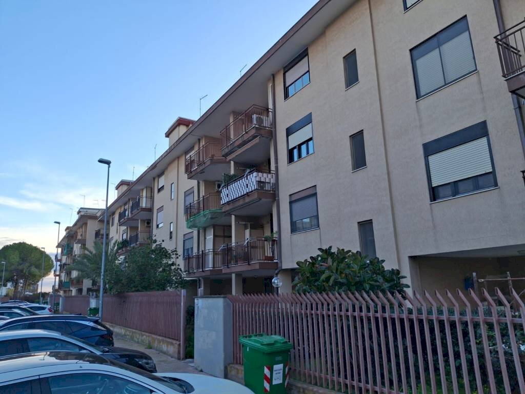 Facciata - Four-room apartment via Mar Grande, 2, Taranto - photo 1