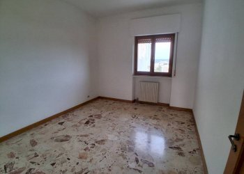 Camera da letto - Appartamento via Martina Franca, 55, Crispiano - foto 14