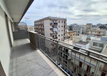 Balcone - Appartamento via Martina Franca, 55, Crispiano - foto 18
