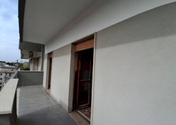 Balcone - Appartamento via Martina Franca, 55, Crispiano - foto 20