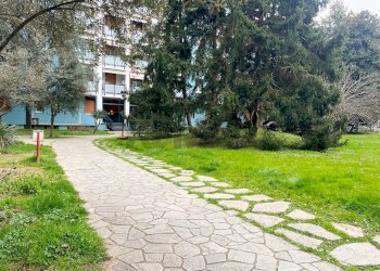 Giardino - Bilocale Via Volturno
 
80, Brugherio - foto 38