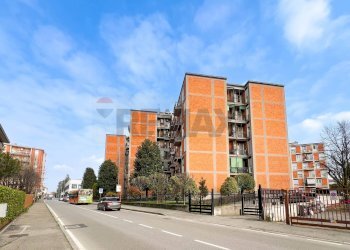 Edificio all\'aperto - Two-room apartment VIA GIUSEPPE FERRARI
 
13, Monza - photo 2