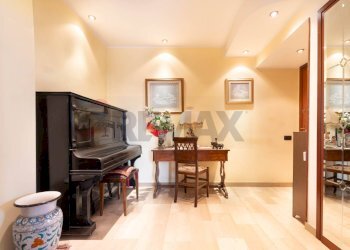 Sala da pranzo - Two-room apartment VIA GIUSEPPE FERRARI
 
13, Monza - photo 7