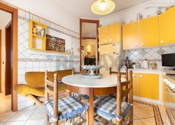 Sala da pranzo - Two-room apartment VIA GIUSEPPE FERRARI
 
13, Monza - photo 19