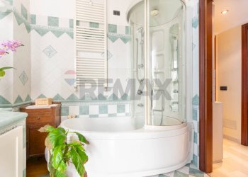 Bagno - Two-room apartment VIA GIUSEPPE FERRARI
 
13, Monza - photo 25