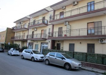 Facciata - Three-room apartment Statte - photo 1