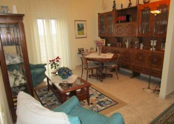 Salone - Three-room apartment Statte - photo 4